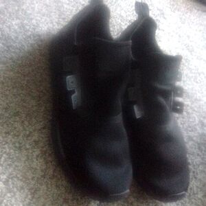 Adidas Walking Running Only Worn Them A Few Times Very Comfortable